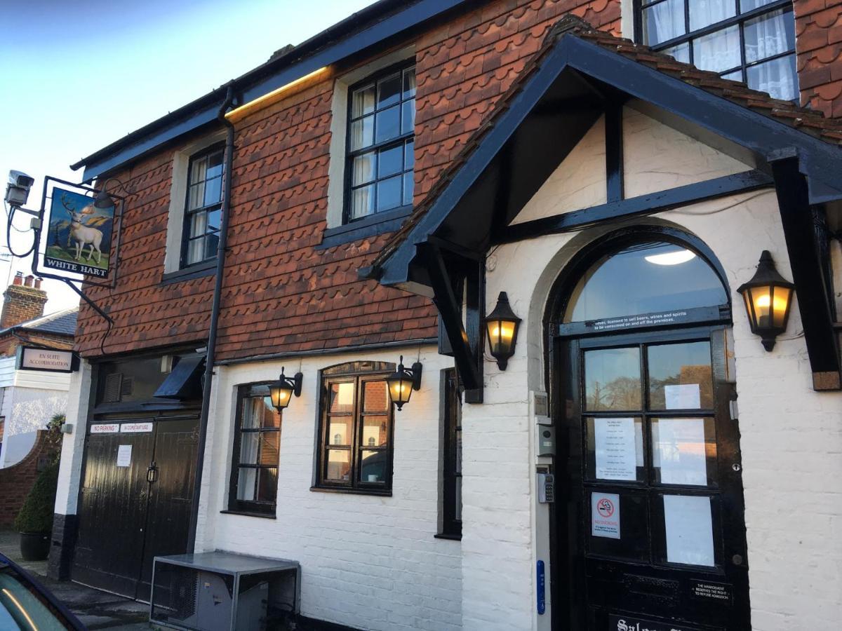 The White Hart Pub And Rooms Cranleigh Esterno foto